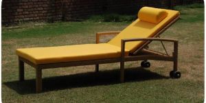 Outdoor Loungers for Gardens