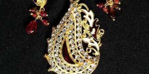 Imitation Pendant Set