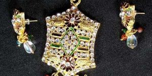 Imitation Pendant Set