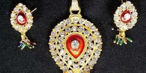 Imitation Pendant Set