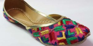 Phulkari Punjabi Jutis