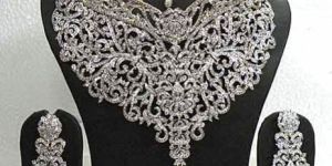 Stone Studded Necklace