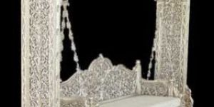 Silver Swings (Uce Swing 62)