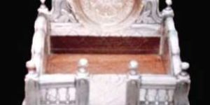 Silver Temple (uce 31)