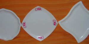 Plastics Plates