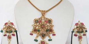 Multicolor Polki Pendant Set