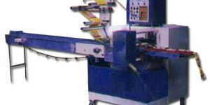 Horizontal Pillow Pack Wrapping Machine