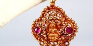 Antique Gold Gemstone Earnings