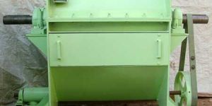 Gum Dehusking Machine