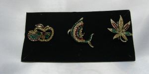 Brooches*(saree pins)