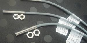 Inductive ultra-mini sensors