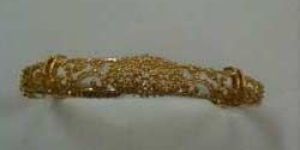 Diamond Studded Gold Bracelet 006