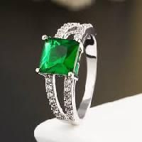 Emerald Stone Ring