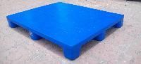 Molded Rackable Plastic Pallets
