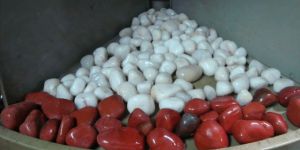 Red White Pebble Stones