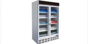 UPRIGHT SHOWCASE FREEZERS