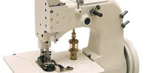 R-20HS TWO-THREAD, OVERLOCK MACHINE