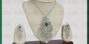 Beautiful Silver Pendant Jewellery