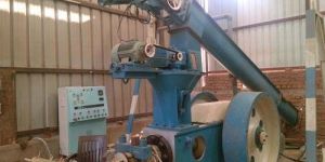 RAM Piston Type Briquetting Machine