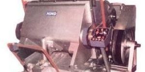 Die Punching & Creasing Machine