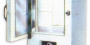 Bacteriological Incubator