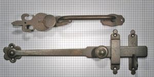 Thumb Gate Latch