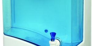 Transparent Water Tank