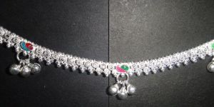 D- Nice or Single Nice