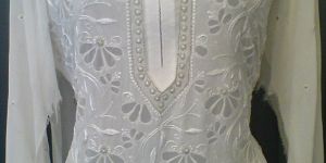 Lucknow Chikan Kurti