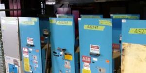 Vacuum Circuit Breakers