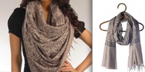 Paisely Embroidered Pashmina Shawl