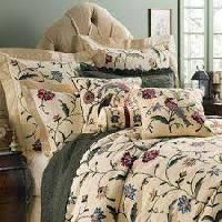 Crewel Bedspreads