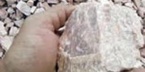 Potash Feldspar Lumps