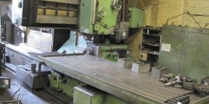 Kendall and Gent Milling Machine
