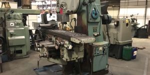 TOS Vertical Milling Machine