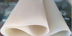 Silicone Conveyor Belt