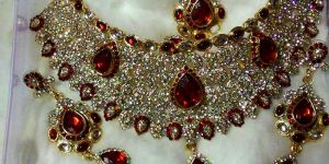 Unique 1 Fashion Necklace Sets