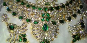 Unique 2 Fashion Necklace Sets