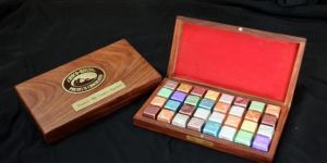 Executive Sheesham Box with Premium Chocolates-400gm