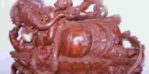 WS-02 wooden statues