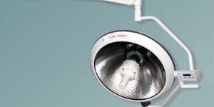 Single Dome Operating Lamp