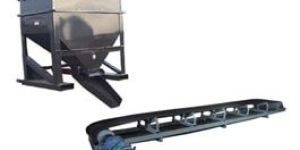 Conveyor Belt with Hopper