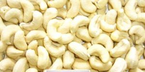W-320 Cashew Nuts