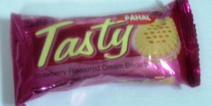 Tasty Strawberry Flavor Cream Biscuits