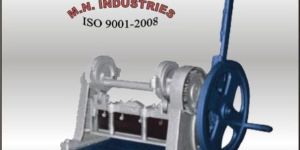 Manual Cloth Cutting Machines