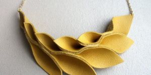 Ladies Leather Necklace