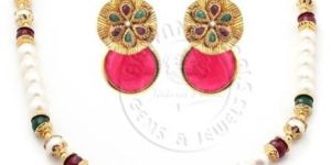 Pearls Jewellery Set