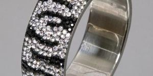 Crystal White Tiger Kada