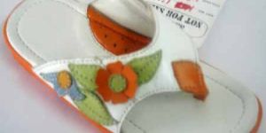 Childrens Slippers - 11