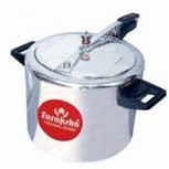 White Jumbo 22Lt Pressure Cooker